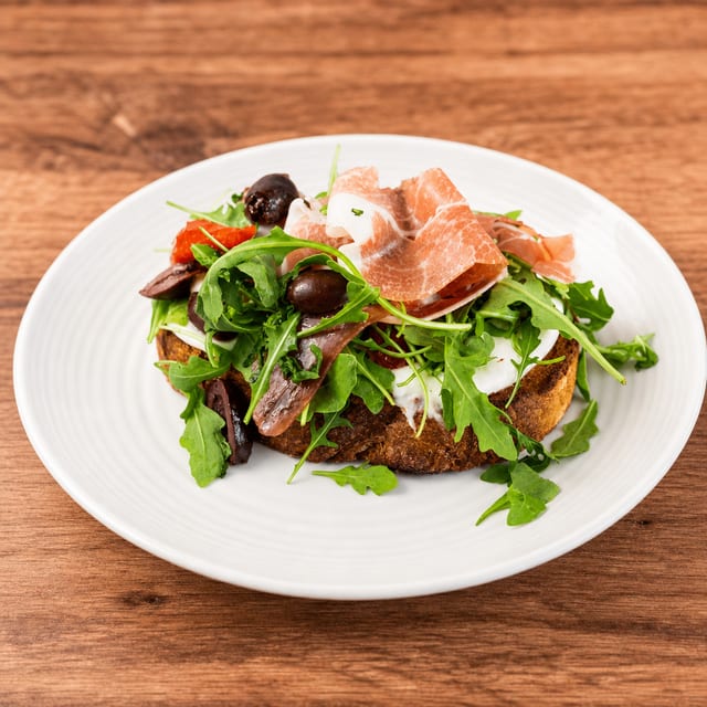 Burrata Crostini.